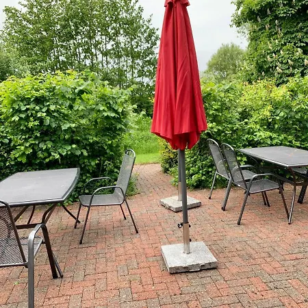 2 Im Boehler Haubarg Apartament